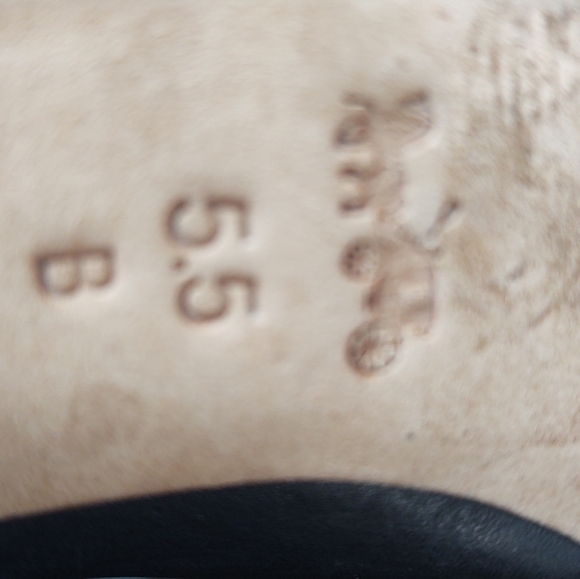 Coach 5.5 Size Dress Flats - Picture 6 of 7